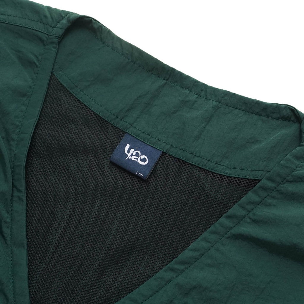 4.20 Vest Mono Tone Green Dusky Crinkle